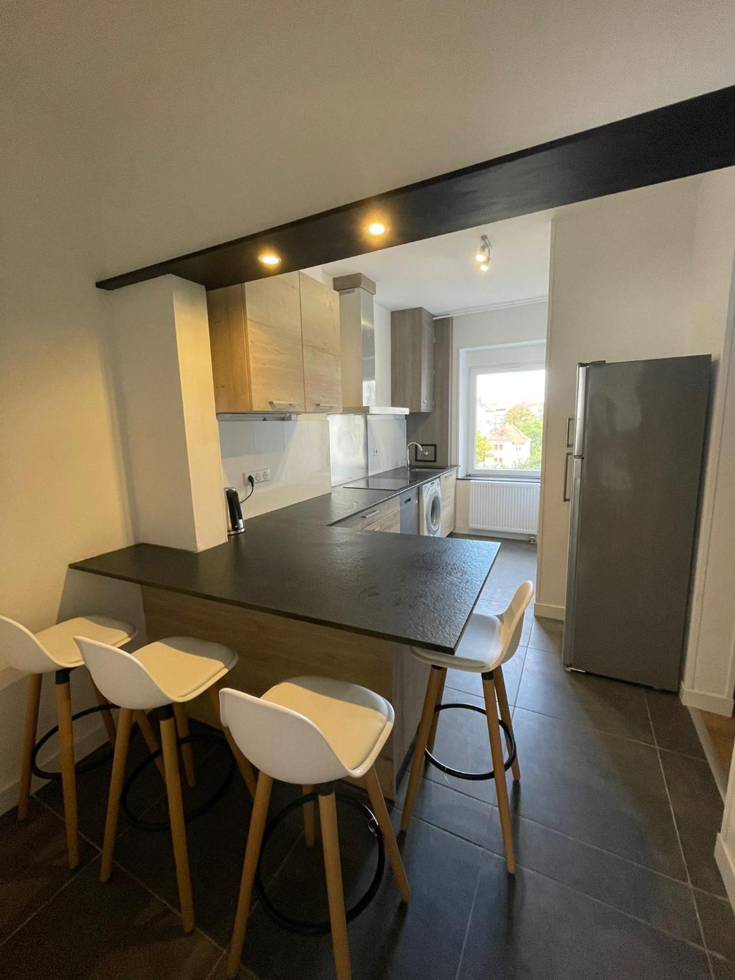 Mulhouse, Urban Family Nest Apartment ภายนอก รูปภาพ